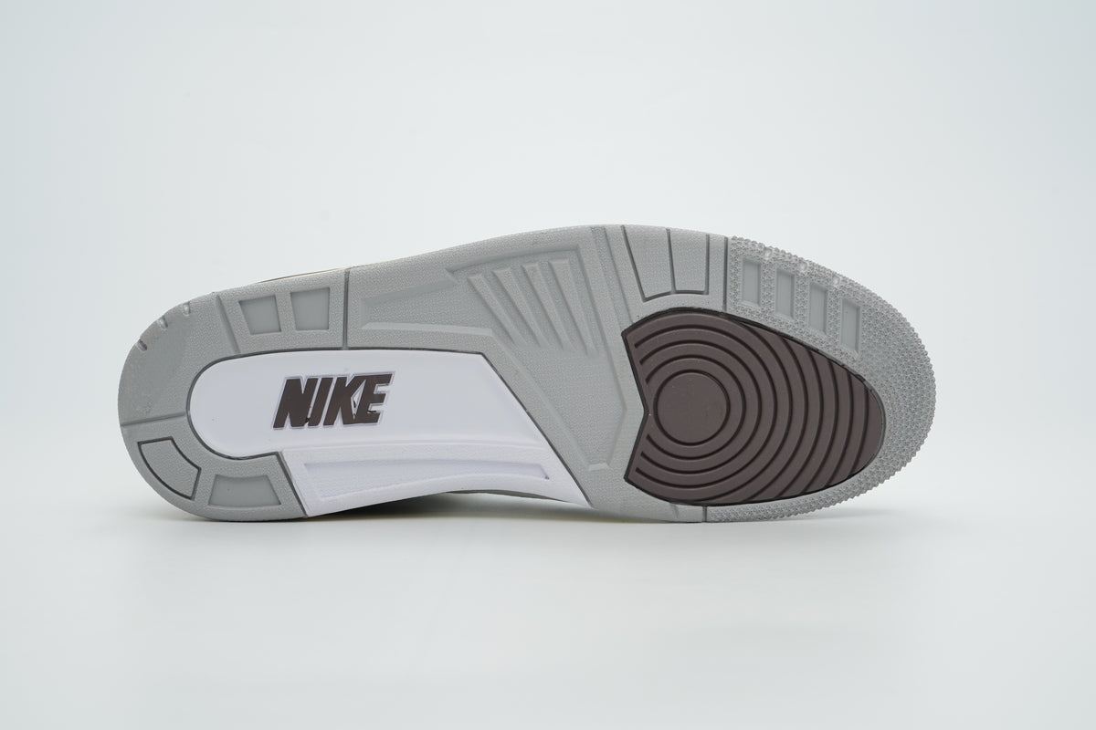 Air Jordan 3 Sneakers – White & Grey
