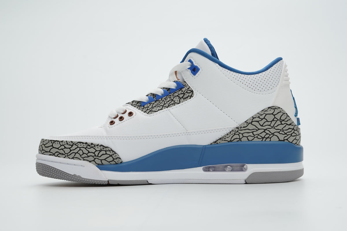 Air Jordan 3 Sneakers – White & Blue