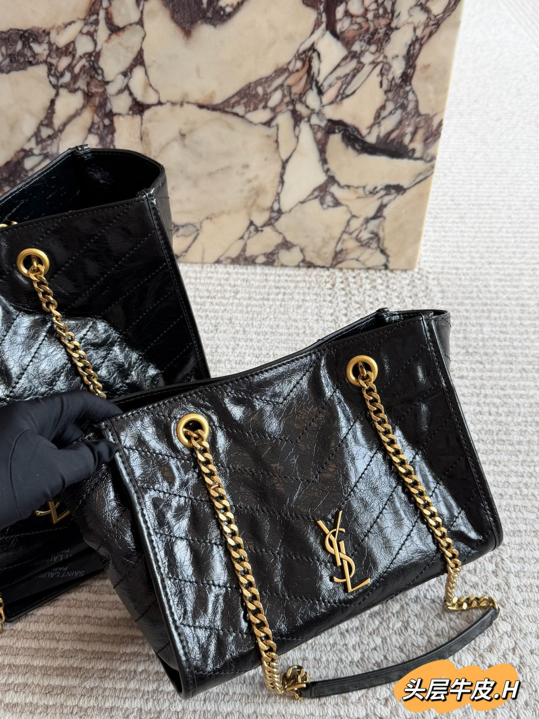 Saint Laurent Classic Chain Shoulder Bag