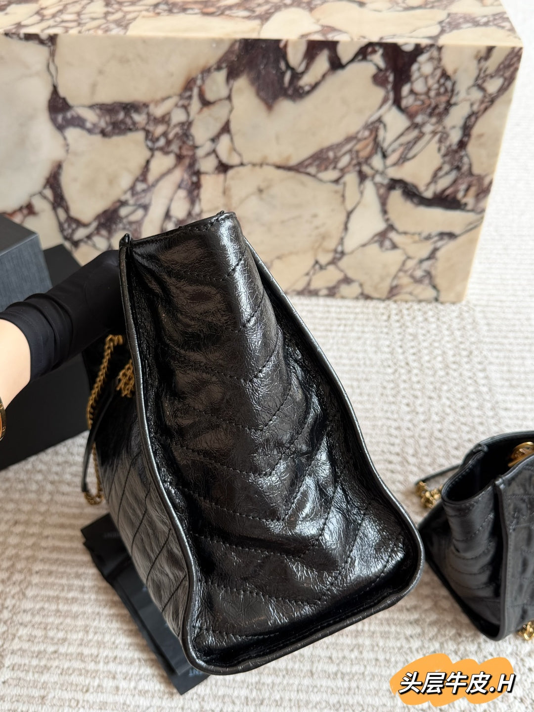 Saint Laurent Classic Chain Shoulder Bag